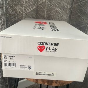Comme Des Garçons Converse